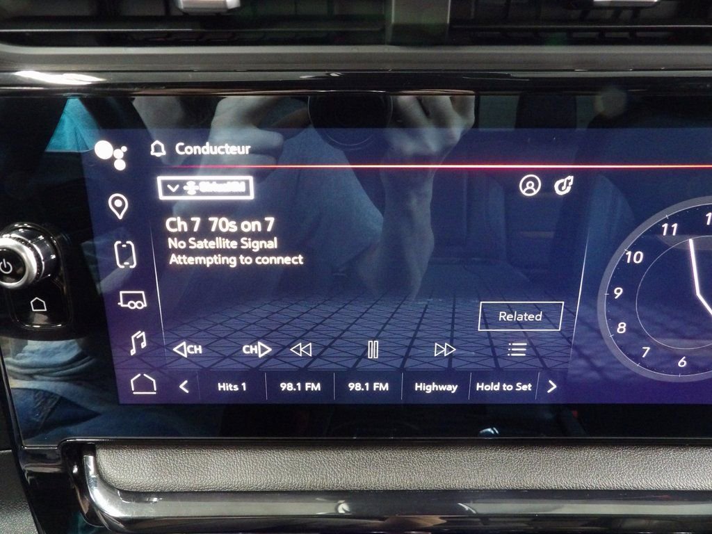 Used 2024 GMC Sierra 2500 AT4 w/ AT4 Premium Plus Package image 24