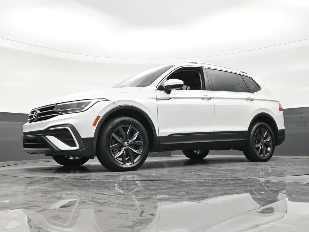 Used 2023 Volkswagen Tiguan SE FWD image 20