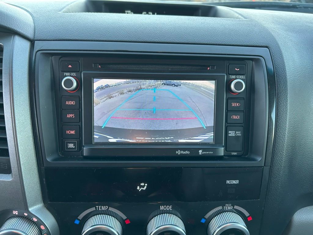 Used 2015 Toyota Sequoia Platinum image 21