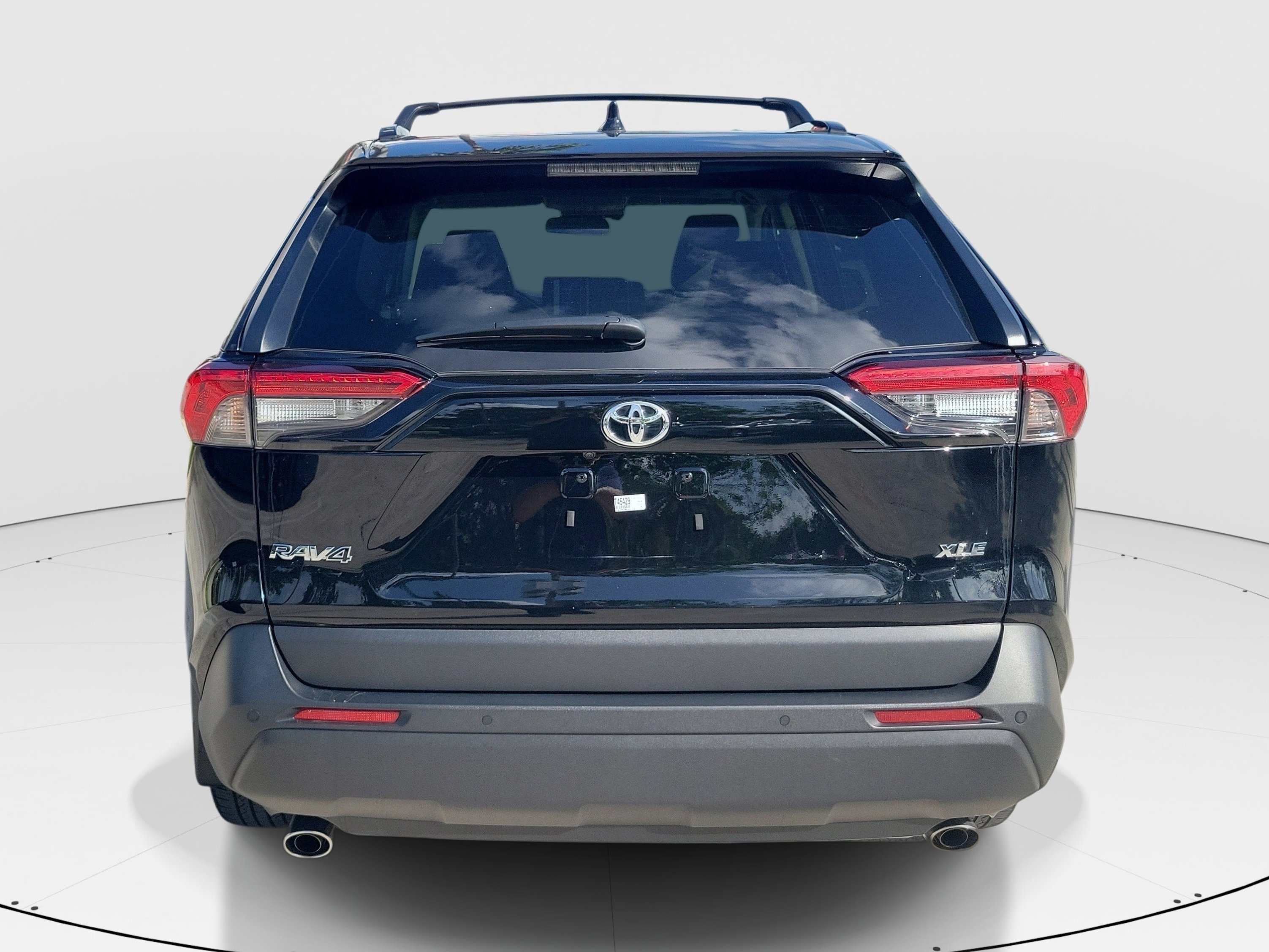 Used 2025 Toyota RAV4 XLE Premium w/ Weather Package FWD image 6