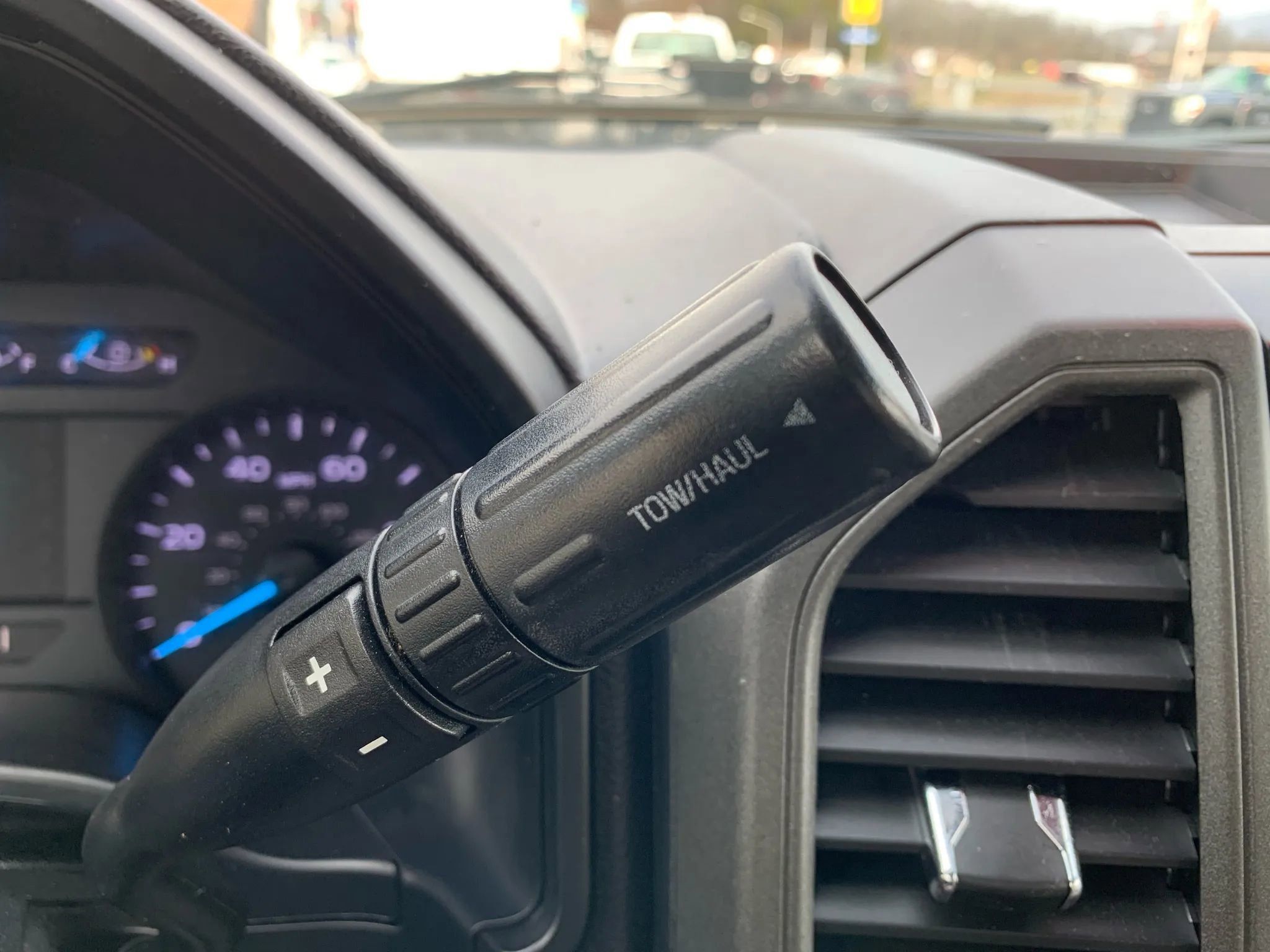 Used 2019 Ford F250 XL w/ Power Equipment Group RWD image 14