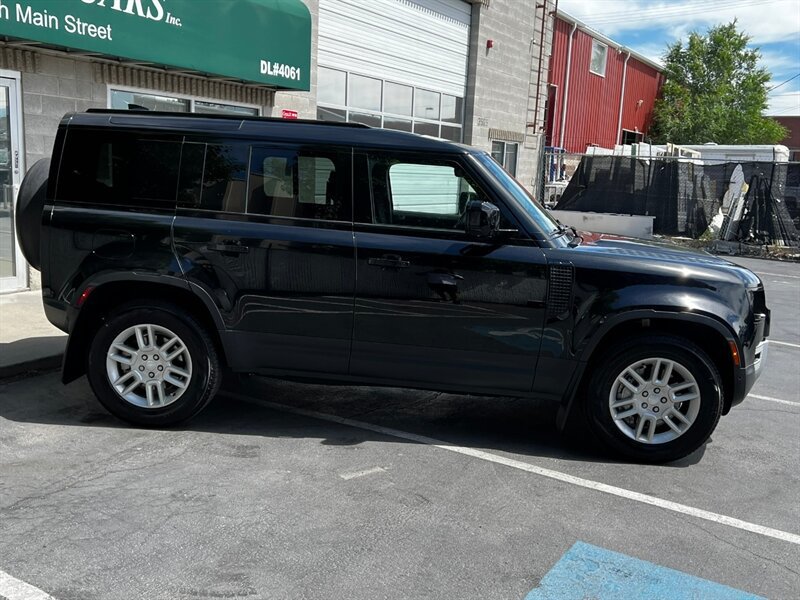 Used 2025 Land Rover Defender 110 S AWD/4WD image 8