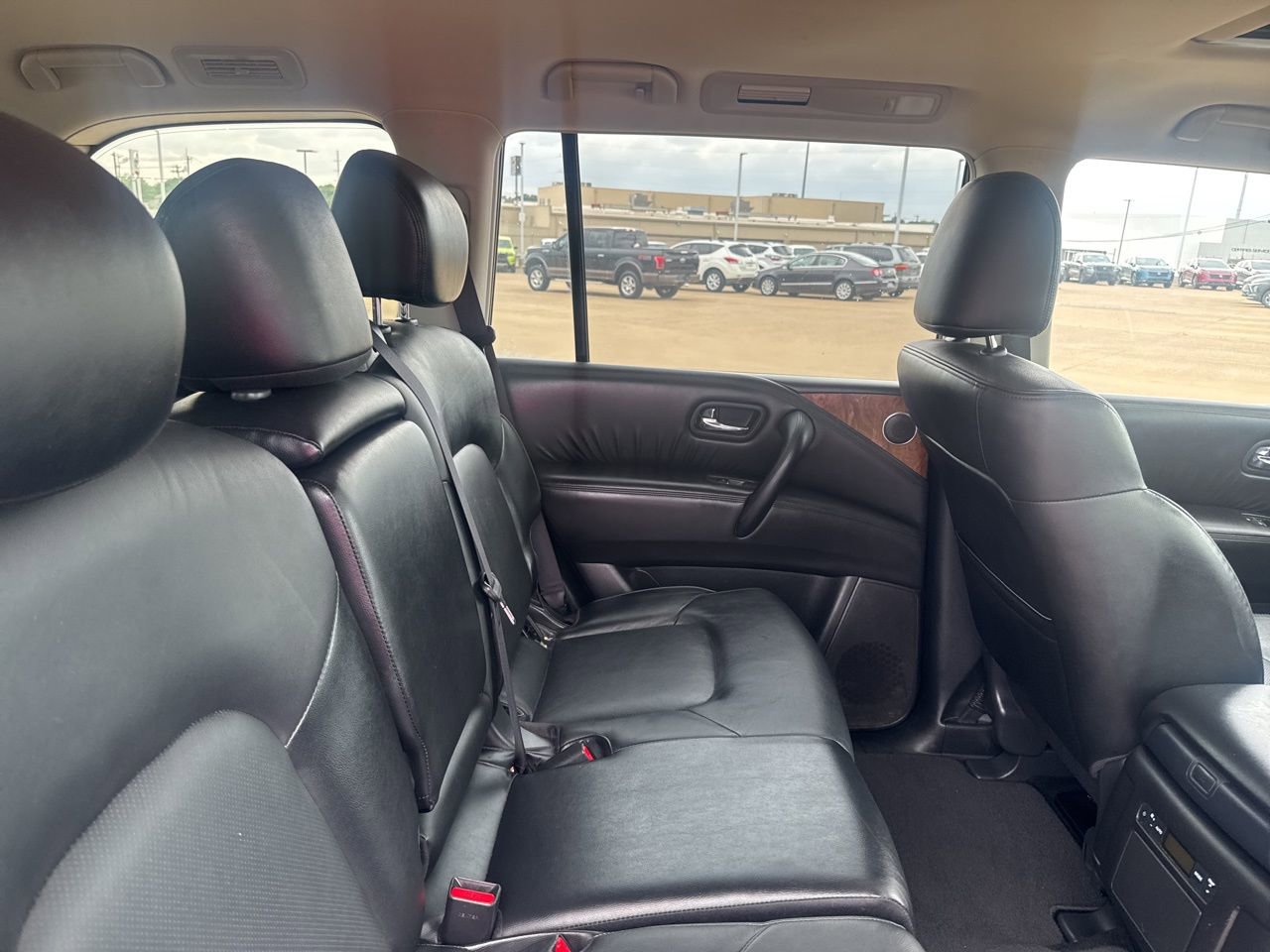 Certified 2024 Nissan Armada SL image 33