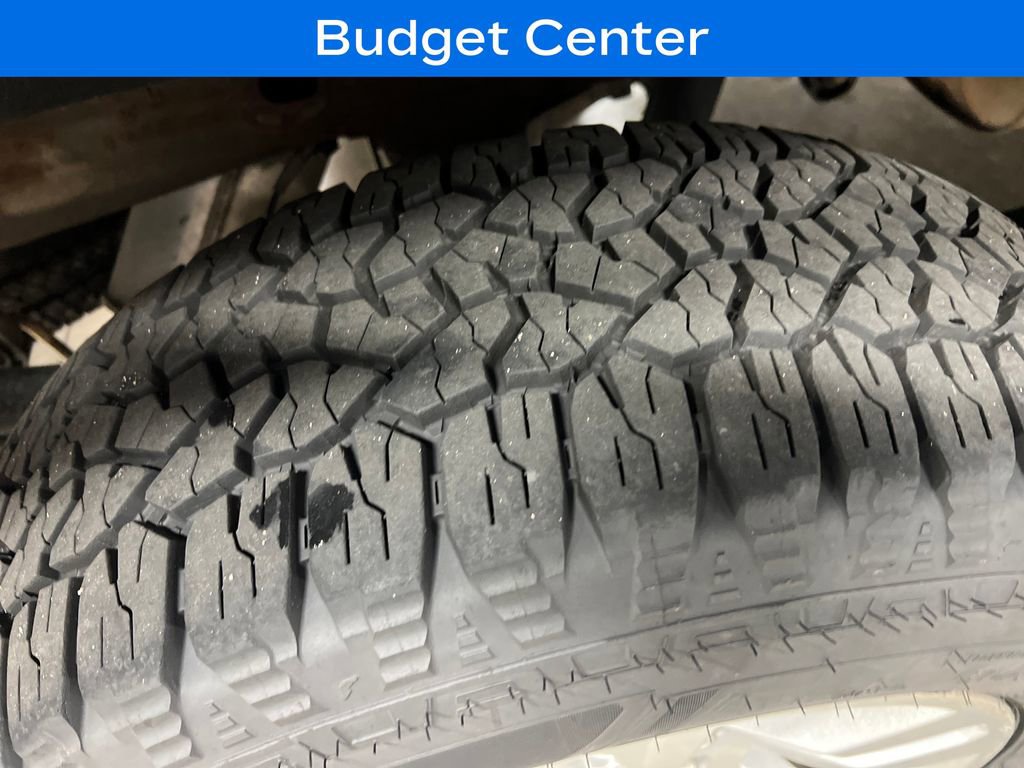 Used 2018 Chevrolet Silverado 1500 LT w/ All Star Edition AWD/4WD image 10