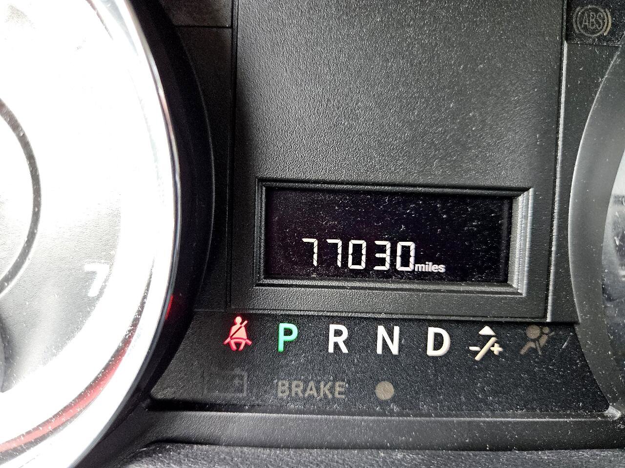 Used 2019 Dodge Grand Caravan SE w/ UConnect Hands-Free Group image 40