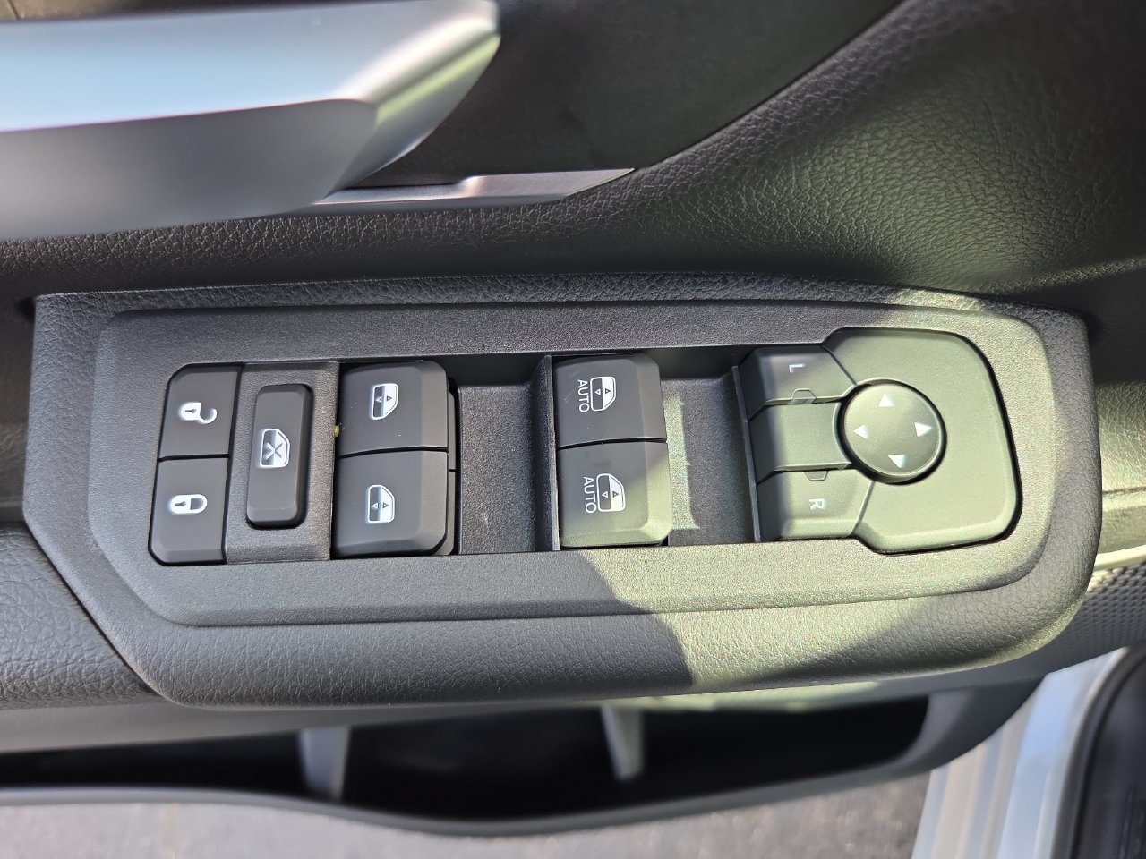 New 2026 RAM 1500 Big Horn AWD/4WD image 19