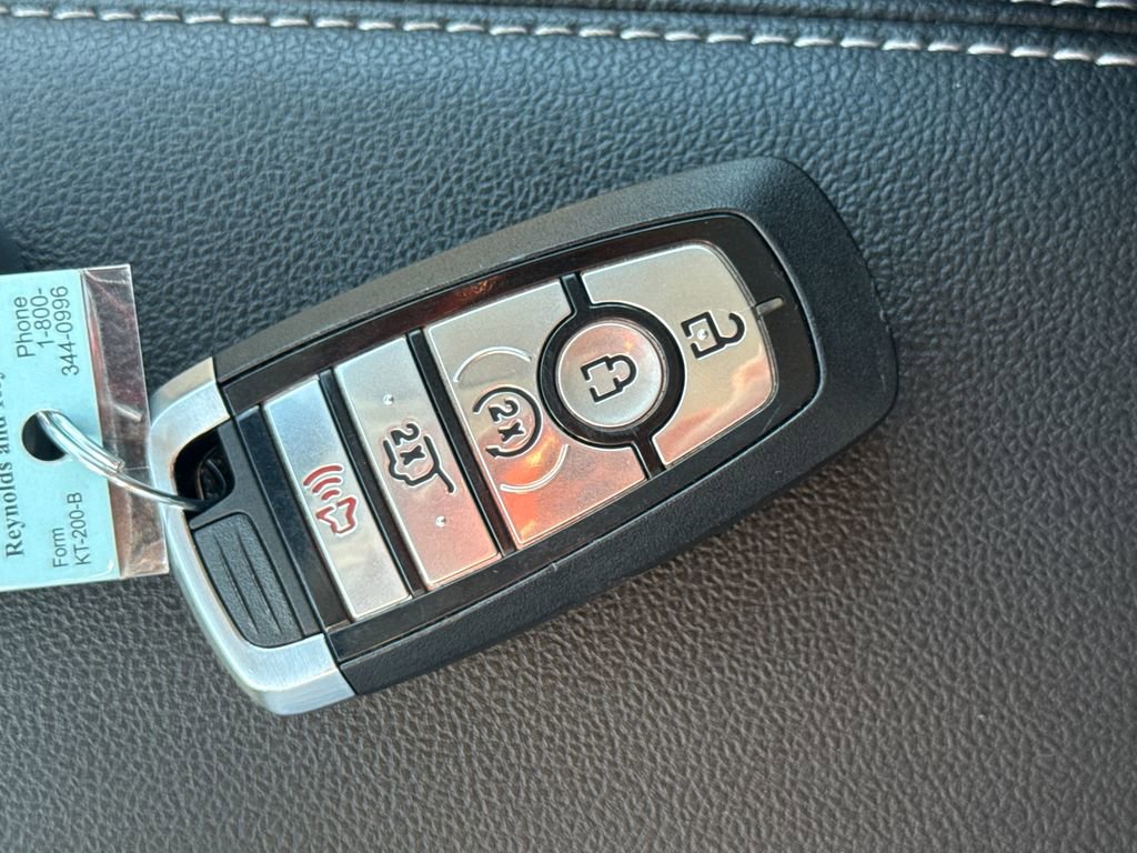 Used 2022 Ford Escape SE w/ Convenience Package FWD image 42