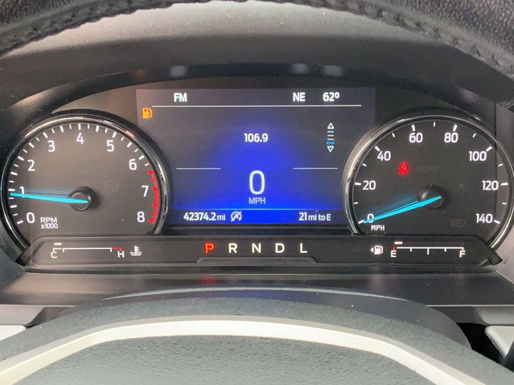 Used 2022 Ford Explorer XLT w/ Equipment Group 202A image 24