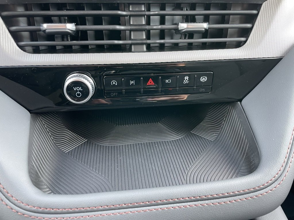 New 2026 Ford Explorer Active image 12