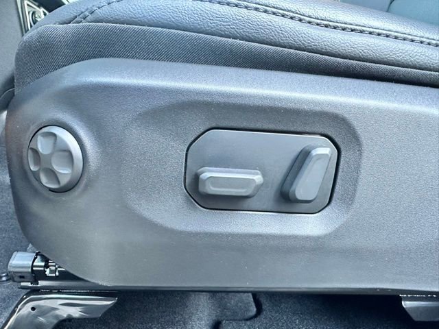 New 2025 Jeep Wrangler Sahara image 10