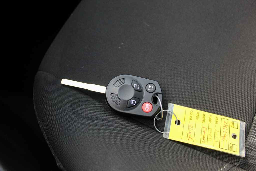 Used 2017 Ford Focus SE image 22