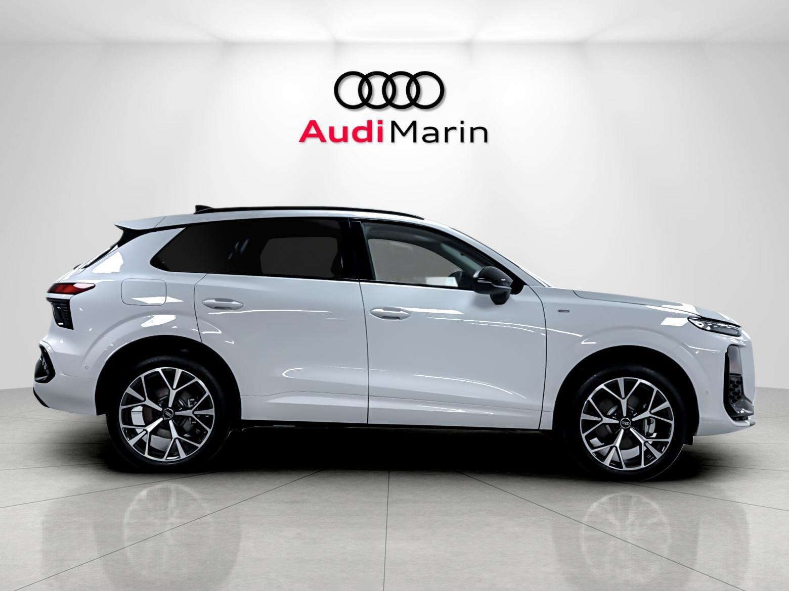 New 2026 Audi Q3 quattro 2.0T AWD/4WD image 6