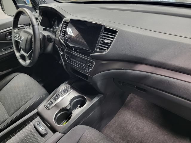 Used 2021 Honda Passport Sport image 17