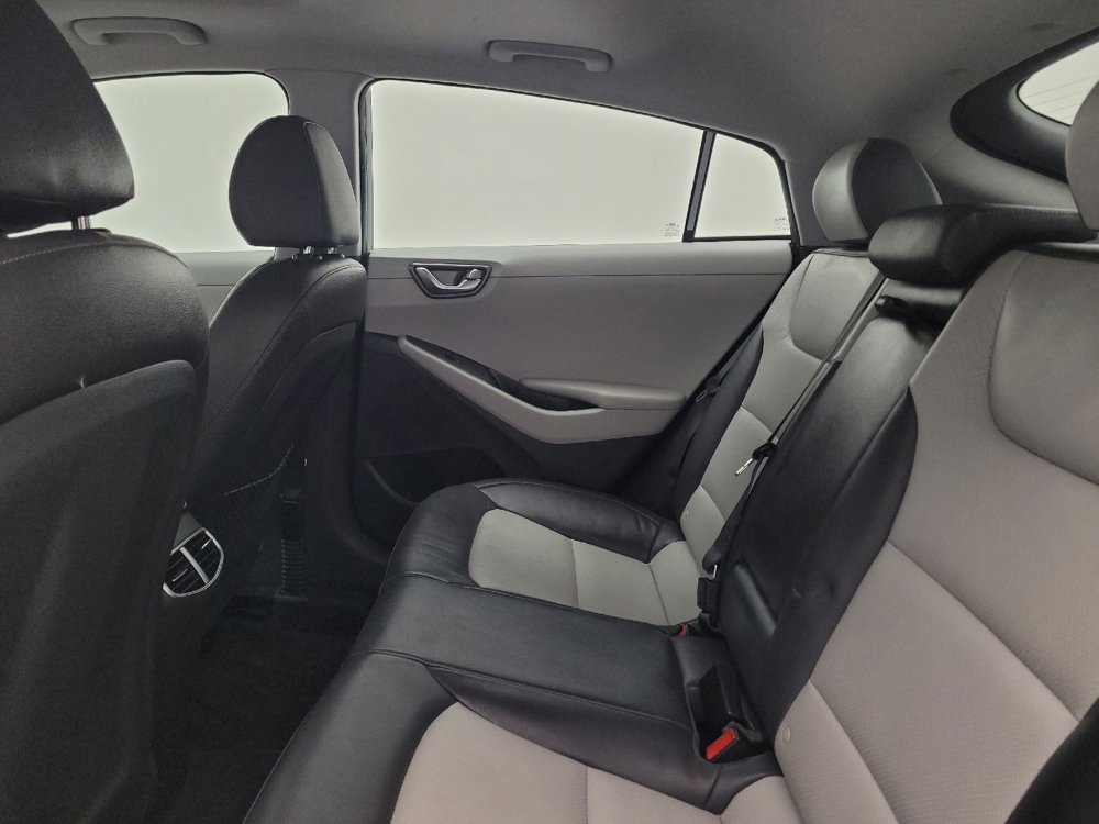 Used 2020 Hyundai Ioniq Limited image 18