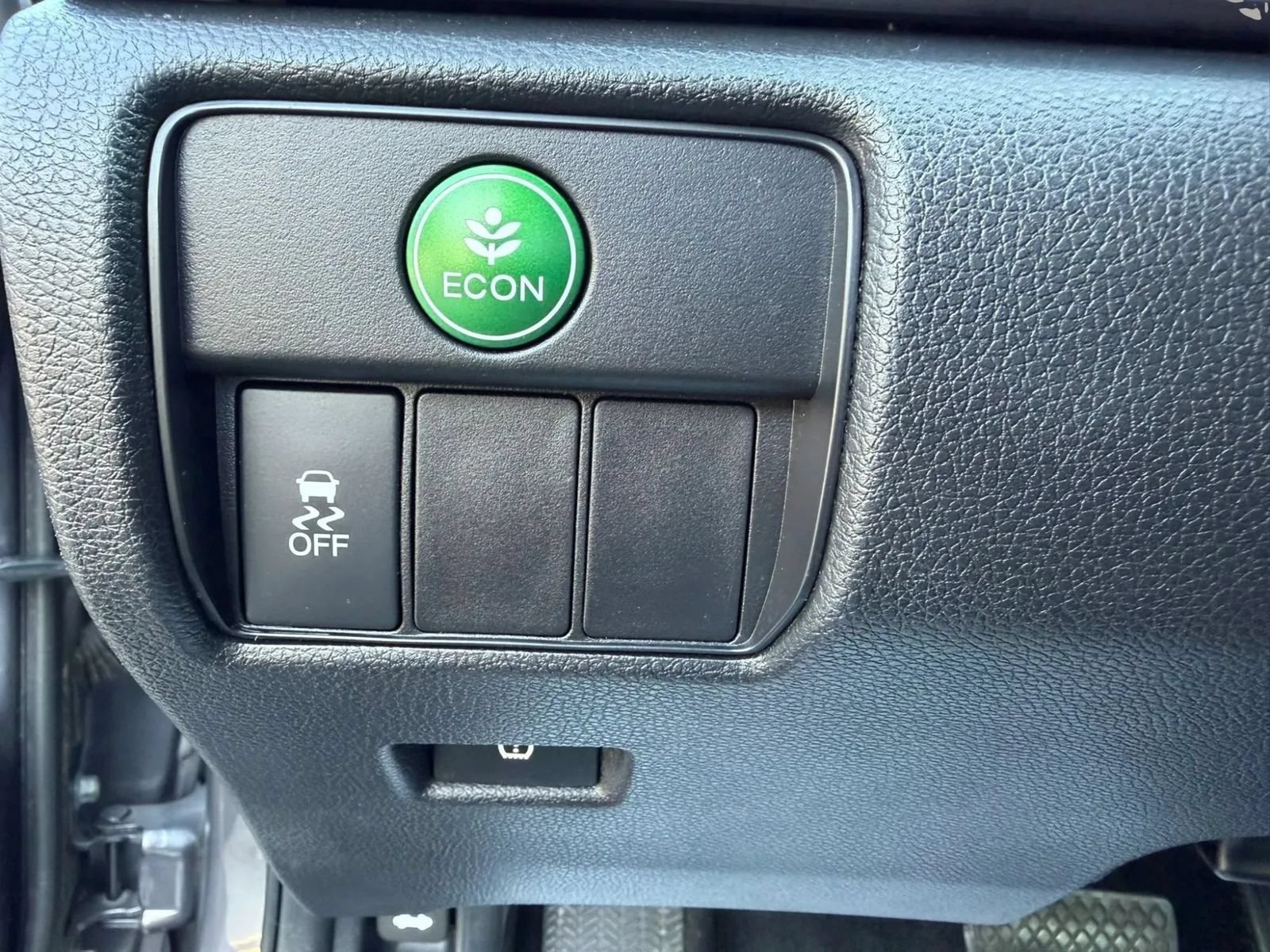 Used 2015 Honda Accord LX image 13