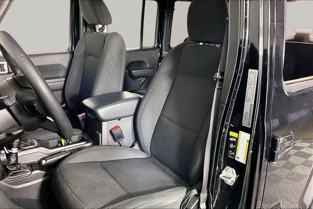 Used 2023 Jeep Wrangler Unlimited AWD/4WD image 18