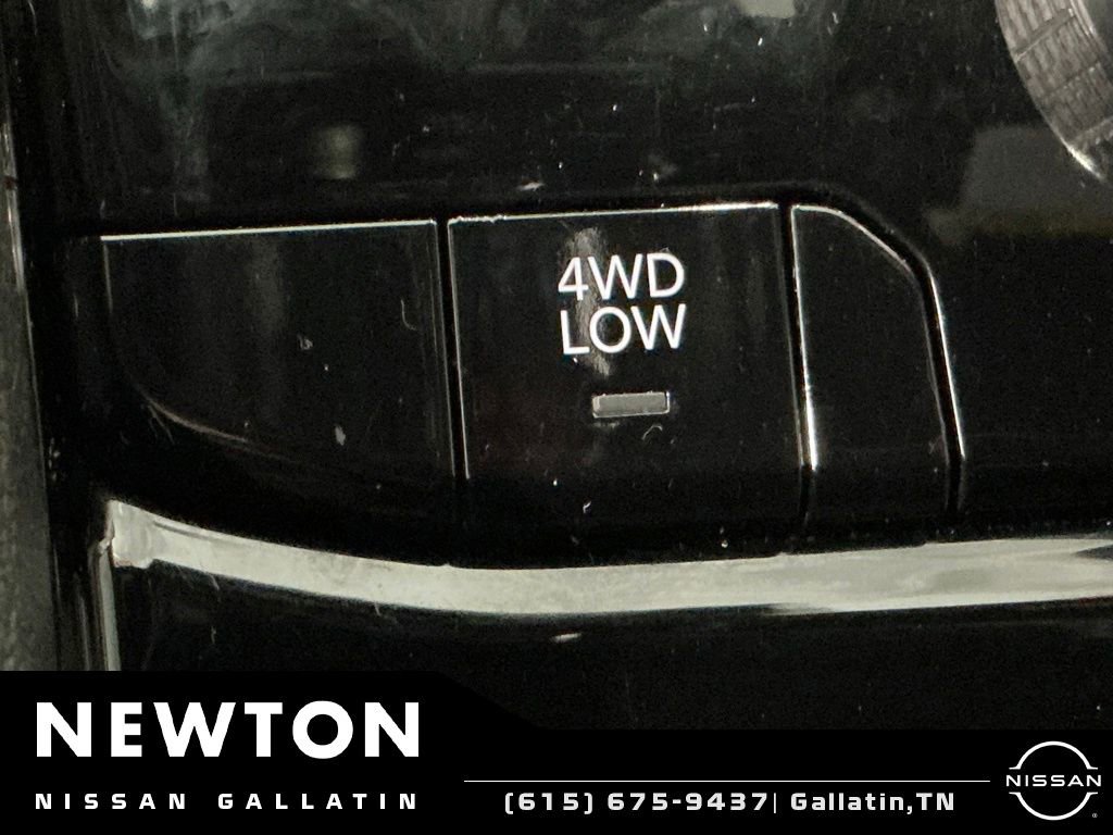 Used 2024 Jeep Grand Cherokee Summit AWD/4WD image 6