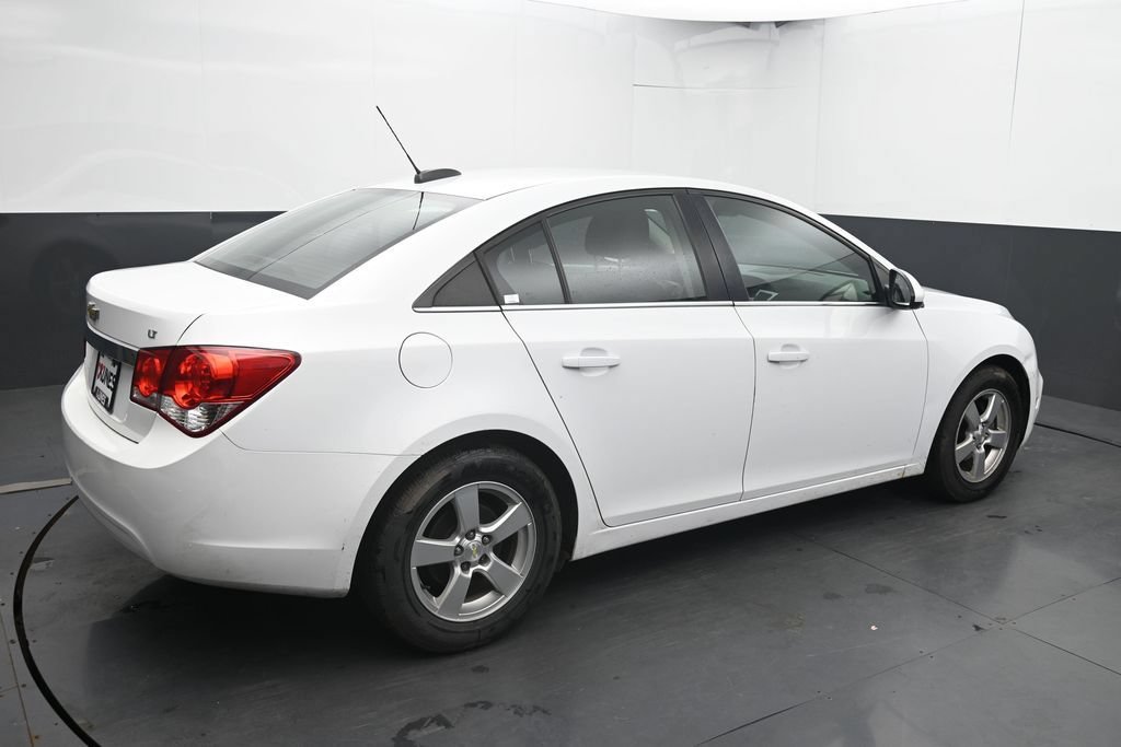 Used 2015 Chevrolet Cruze LT FWD image 10