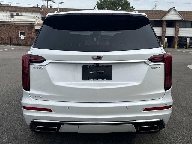 Certified 2024 Cadillac XT6 Luxury w/ LPO, Floor Liner Package AWD/4WD image 38