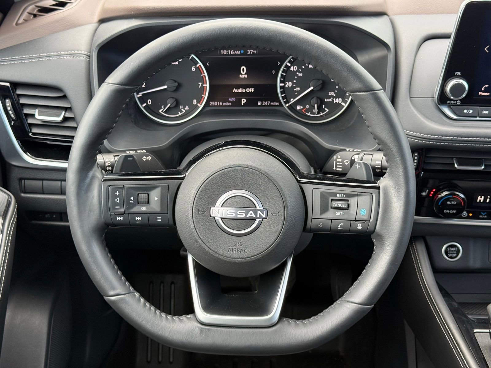 Used 2022 Nissan Rogue SL image 28