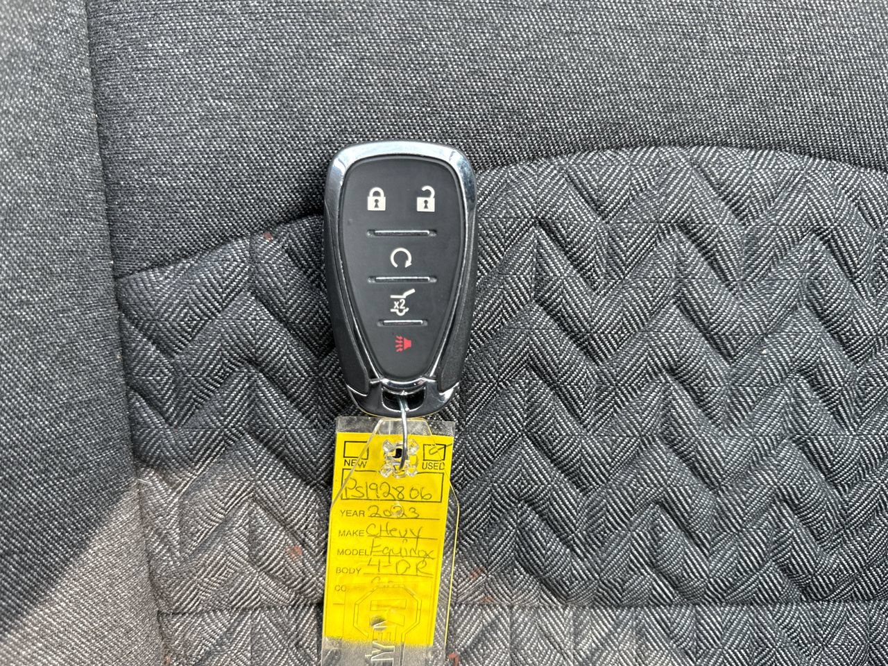 Used 2023 Chevrolet Equinox LT AWD/4WD image 27