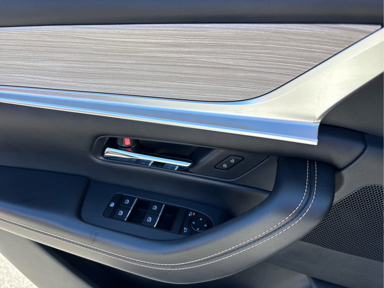 Used 2024 MAZDA CX-90 3.3 Turbo w/ Preferred Package image 23