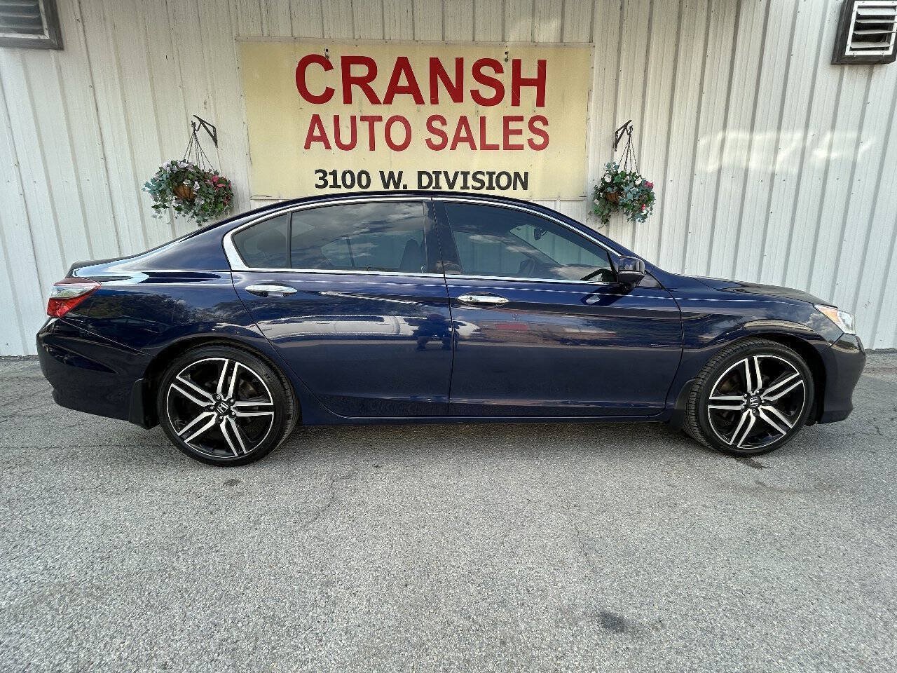Used 2017 Honda Accord EX-L image 5