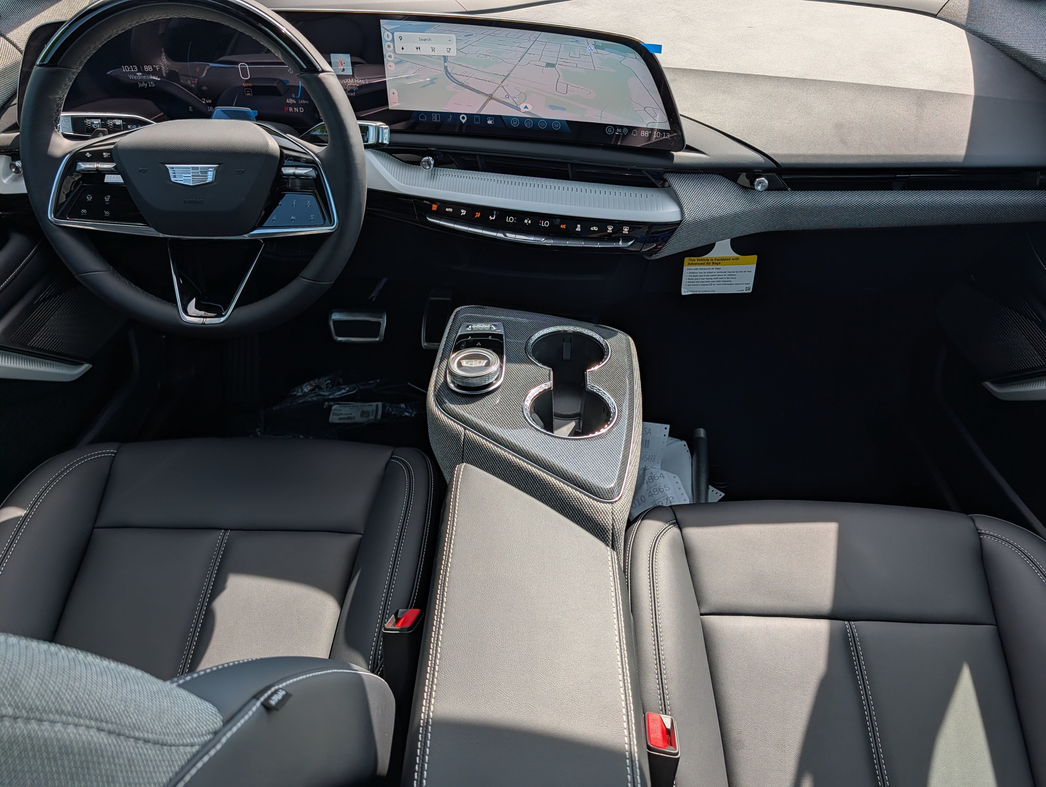 Used 2027 Cadillac Optiq Luxury w/ LPO, Floor Liner Package AWD/4WD image 12