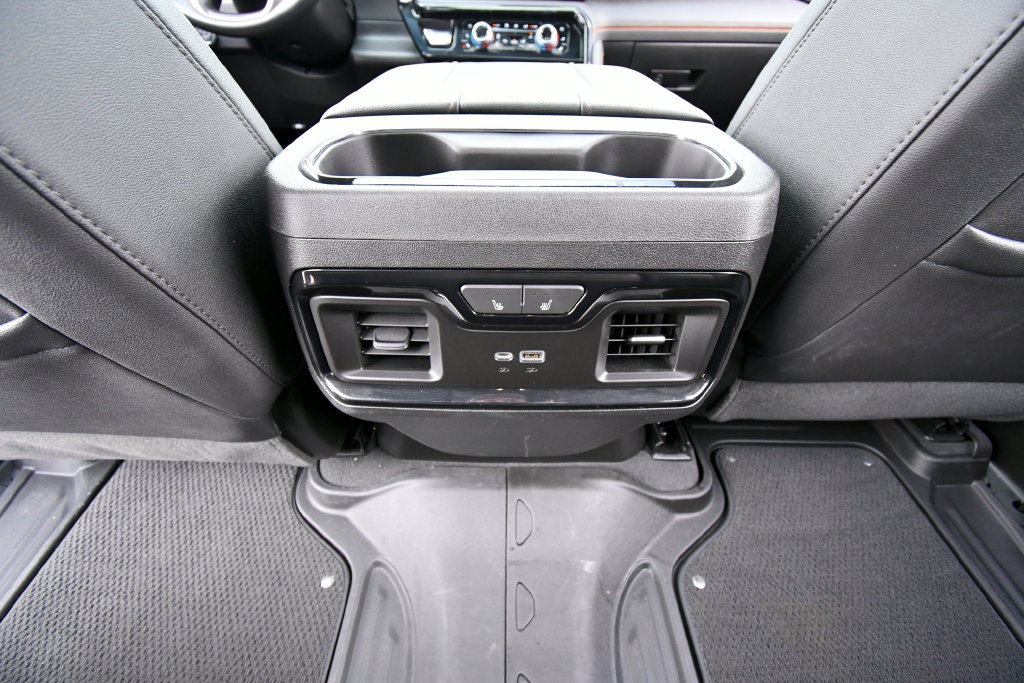 Used 2024 GMC Sierra 1500 AT4 AWD/4WD image 18