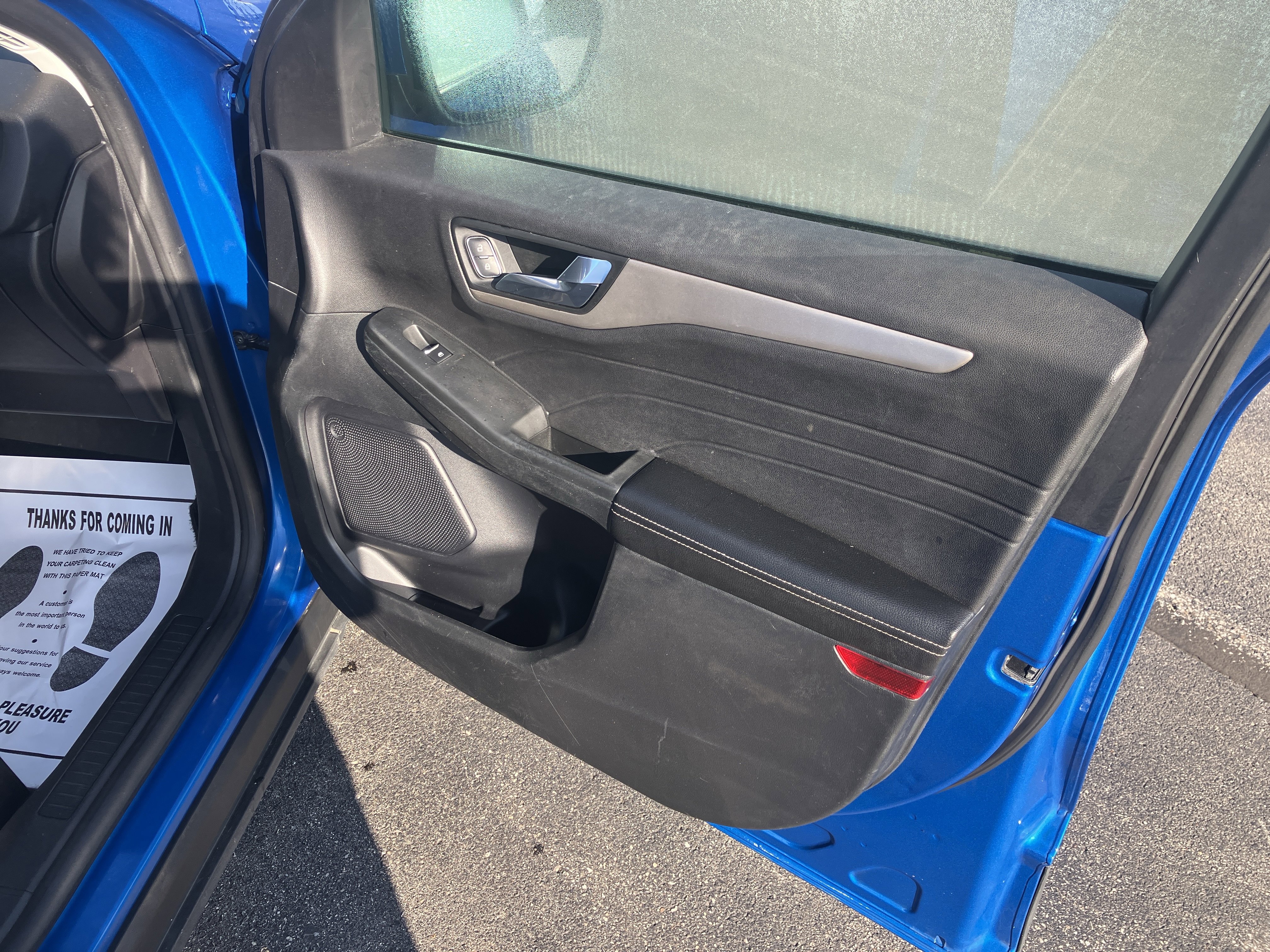 Used 2021 Ford Escape SEL image 8