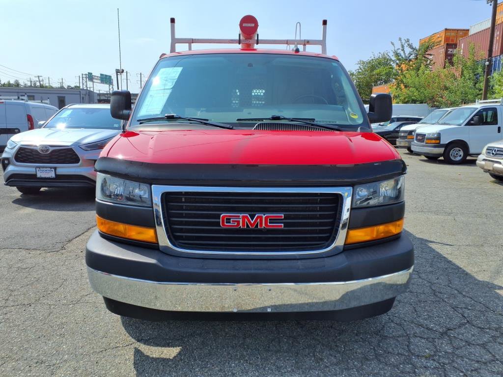 Used 2020 GMC Savana 3500 w/ Driver Convenience Package image 2