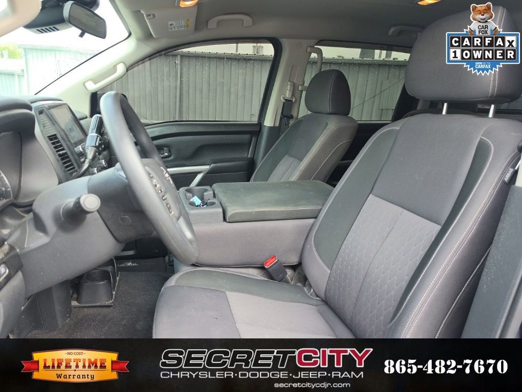 Used 2023 Nissan Titan SV w/ Accessory Utility Package image 9