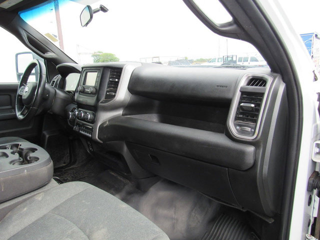 Used 2024 RAM 3500 Tradesman w/ Chrome Appearance Group AWD/4WD image 15