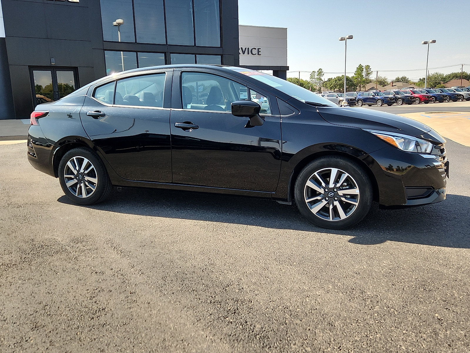 Used 2024 Nissan Versa SV FWD image 6