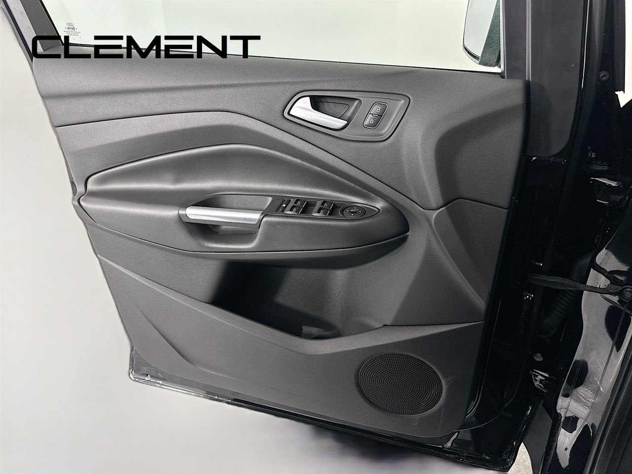 Used 2019 Ford Escape SEL image 27