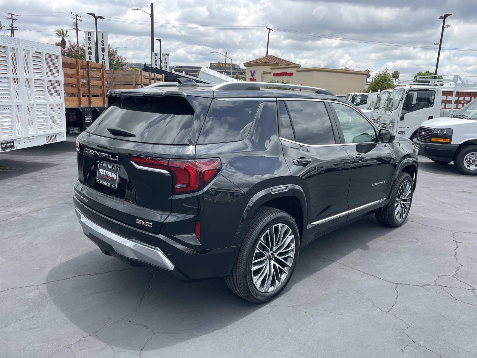 New 2026 GMC Terrain Denali AWD/4WD image 5