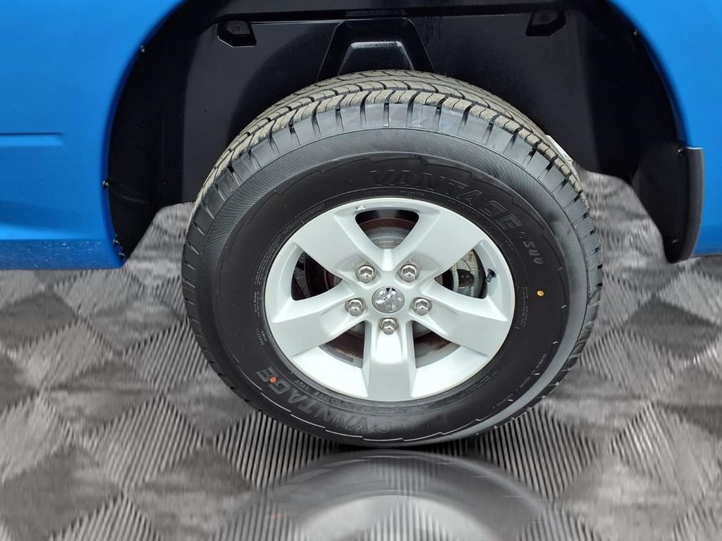 Used 2024 RAM 1500 Classic SLT AWD/4WD image 20