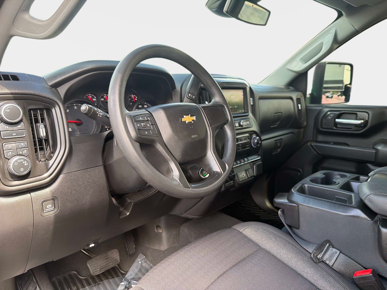 Used 2024 Chevrolet Silverado 2500 Custom w/ Custom Value Package AWD/4WD image 41