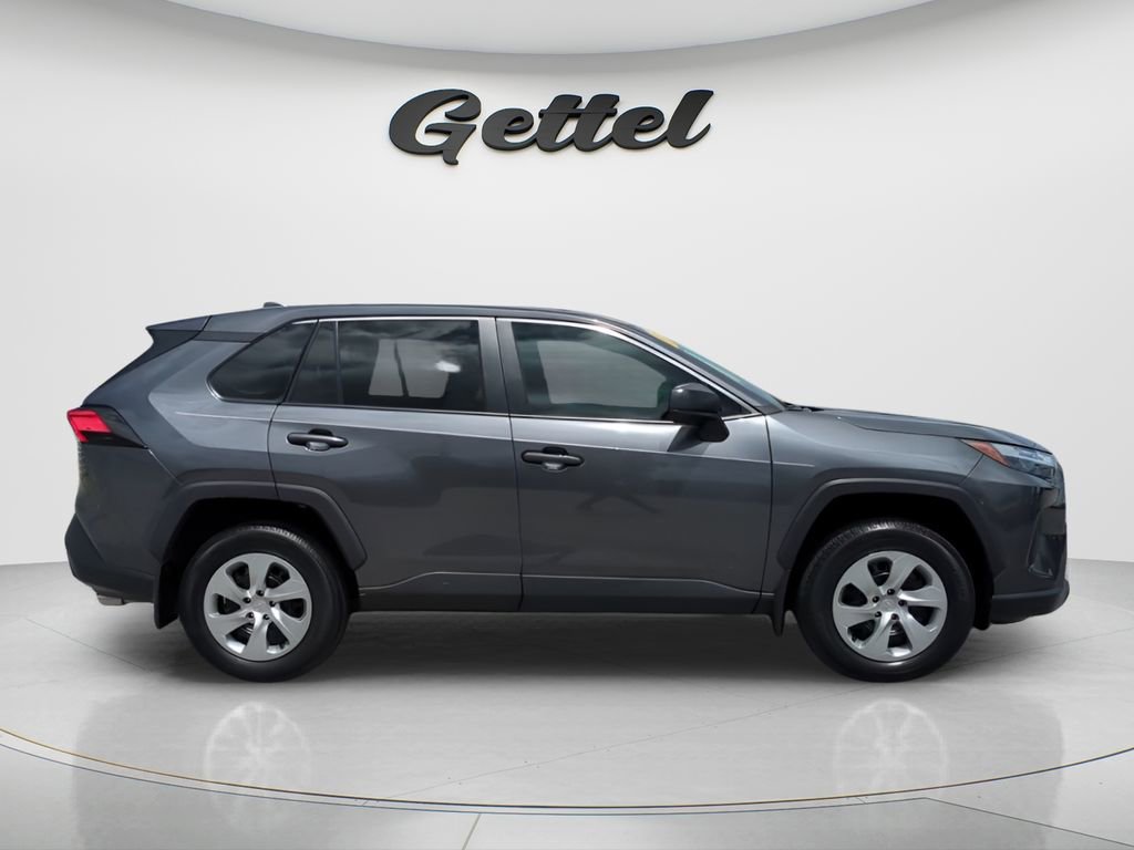 Used 2023 Toyota RAV4 LE image 12