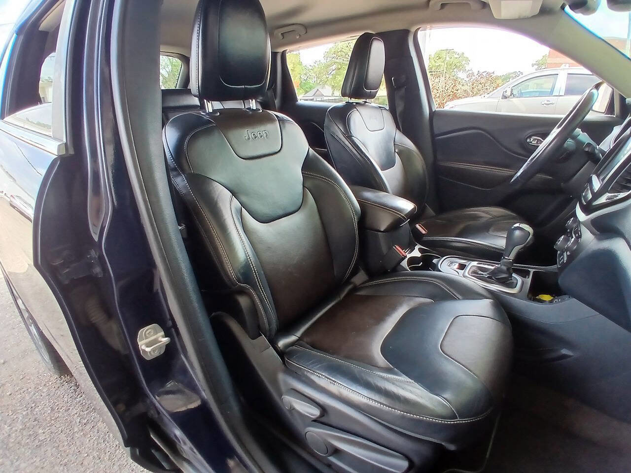 Used 2014 Jeep Cherokee Limited FWD image 13