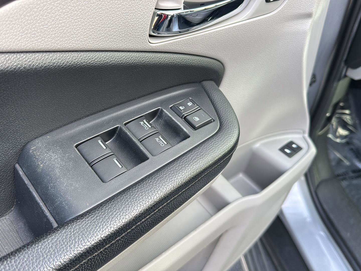 Used 2021 Honda Pilot Special Edition image 29