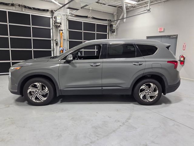 Used 2023 Hyundai Santa Fe SEL w/ Winter Weather Package FWD image 4