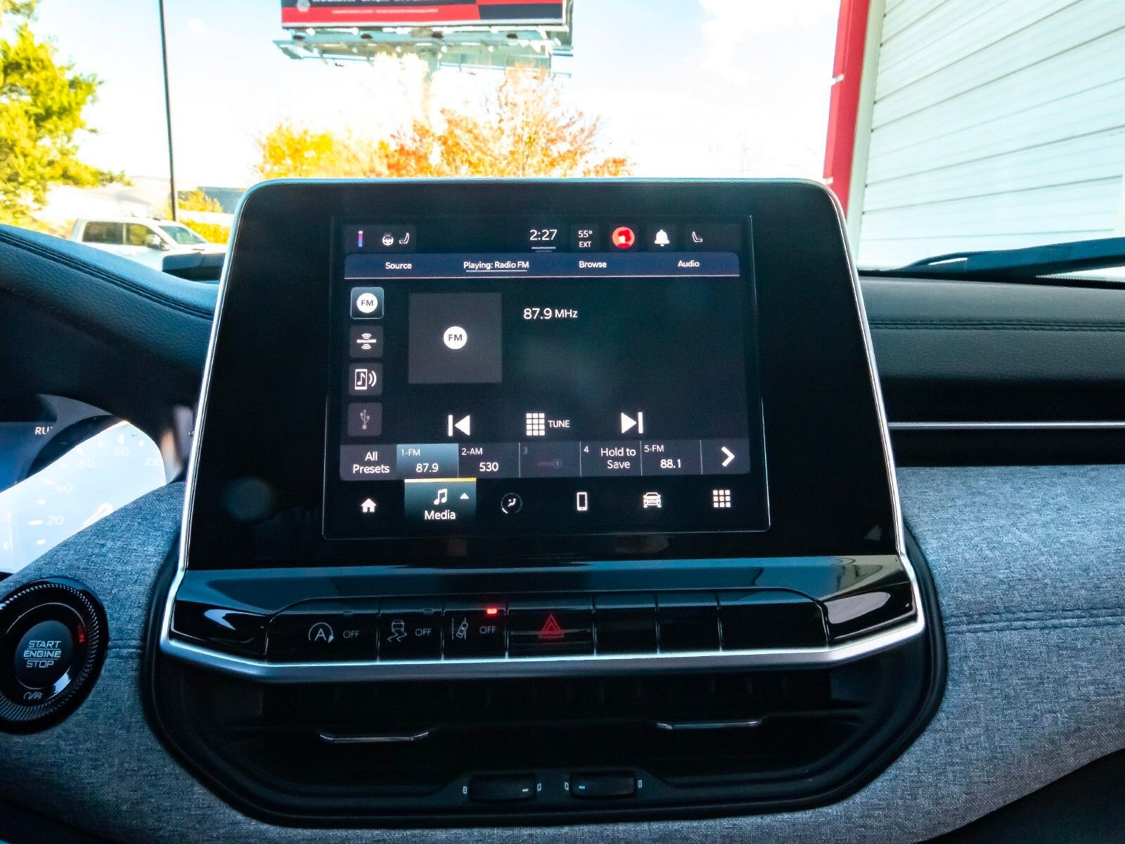 Used 2025 Jeep Compass Latitude image 20