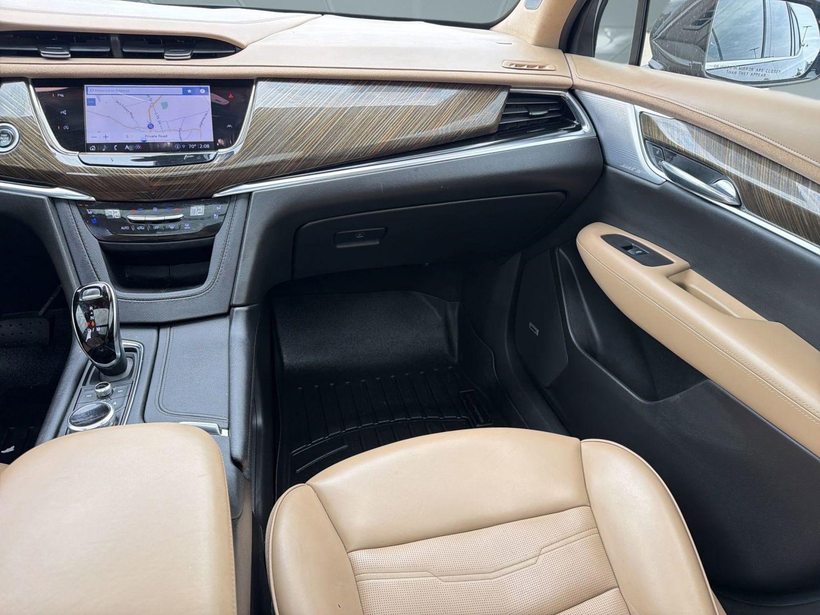 Used 2023 Cadillac XT6 Premium Luxury w/ Platinum Package FWD image 29