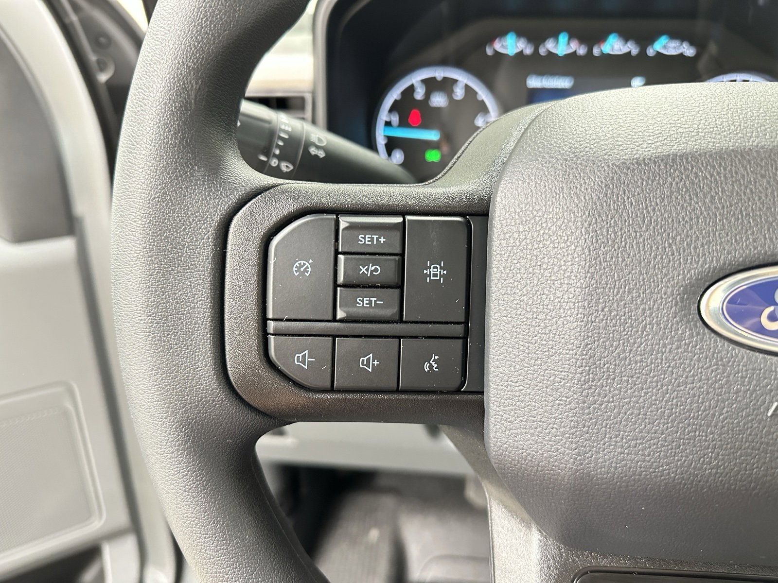 New 2025 Ford F350 XL w/ XL Chrome Package image 19