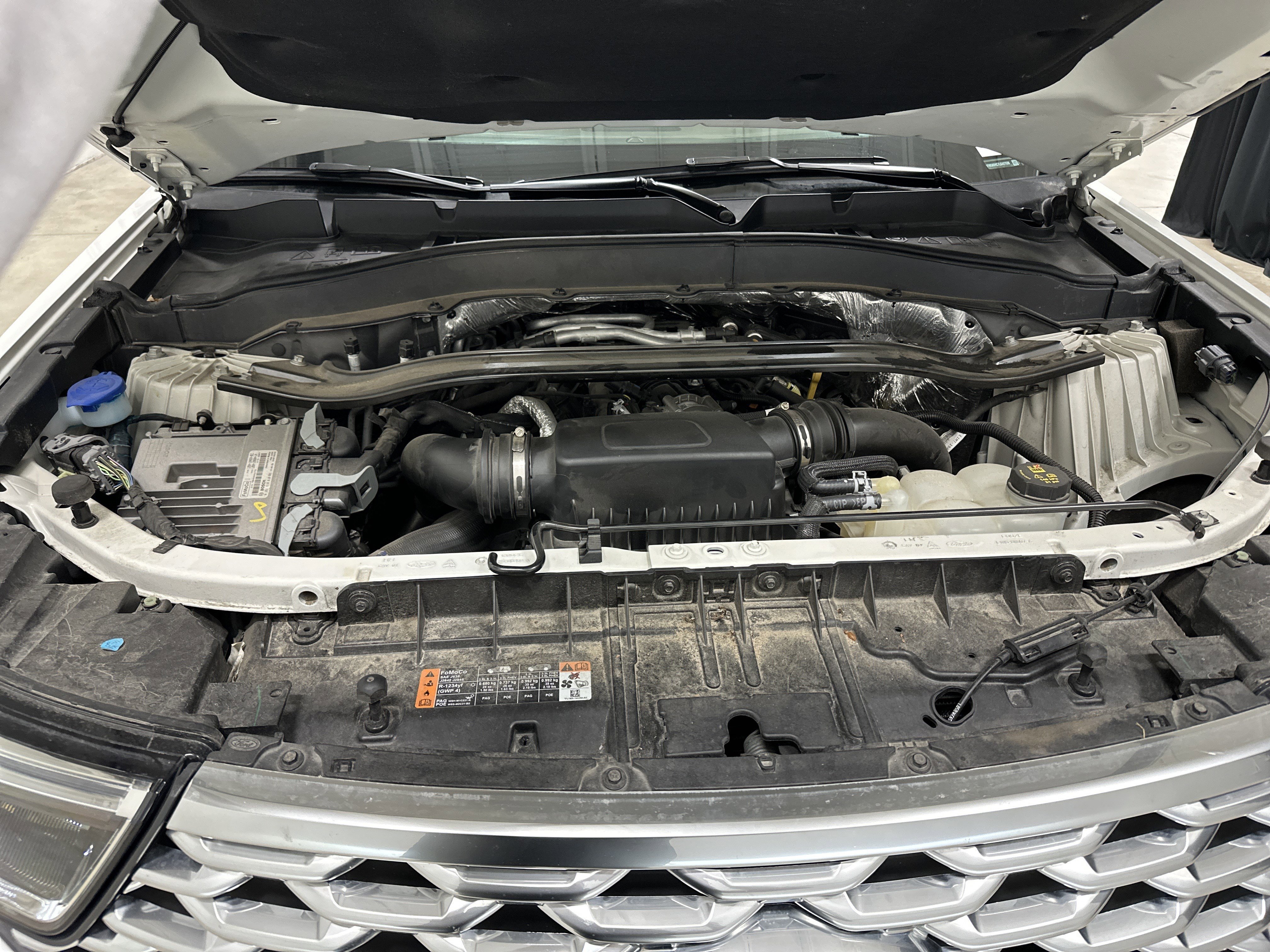 Used 2020 Ford Explorer Platinum w/ Premium Technology Package image 35