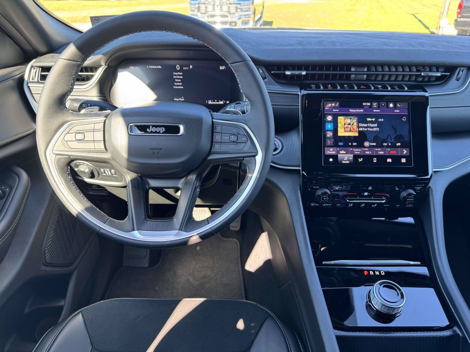 New 2025 Jeep Grand Cherokee L Laredo AWD/4WD image 2