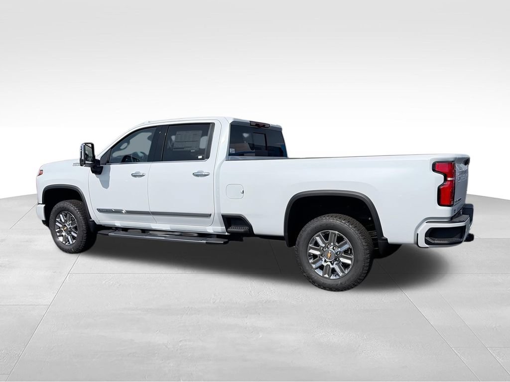 New 2026 Chevrolet Silverado 3500 High Country w/ High Country Premium Package AWD/4WD image 6