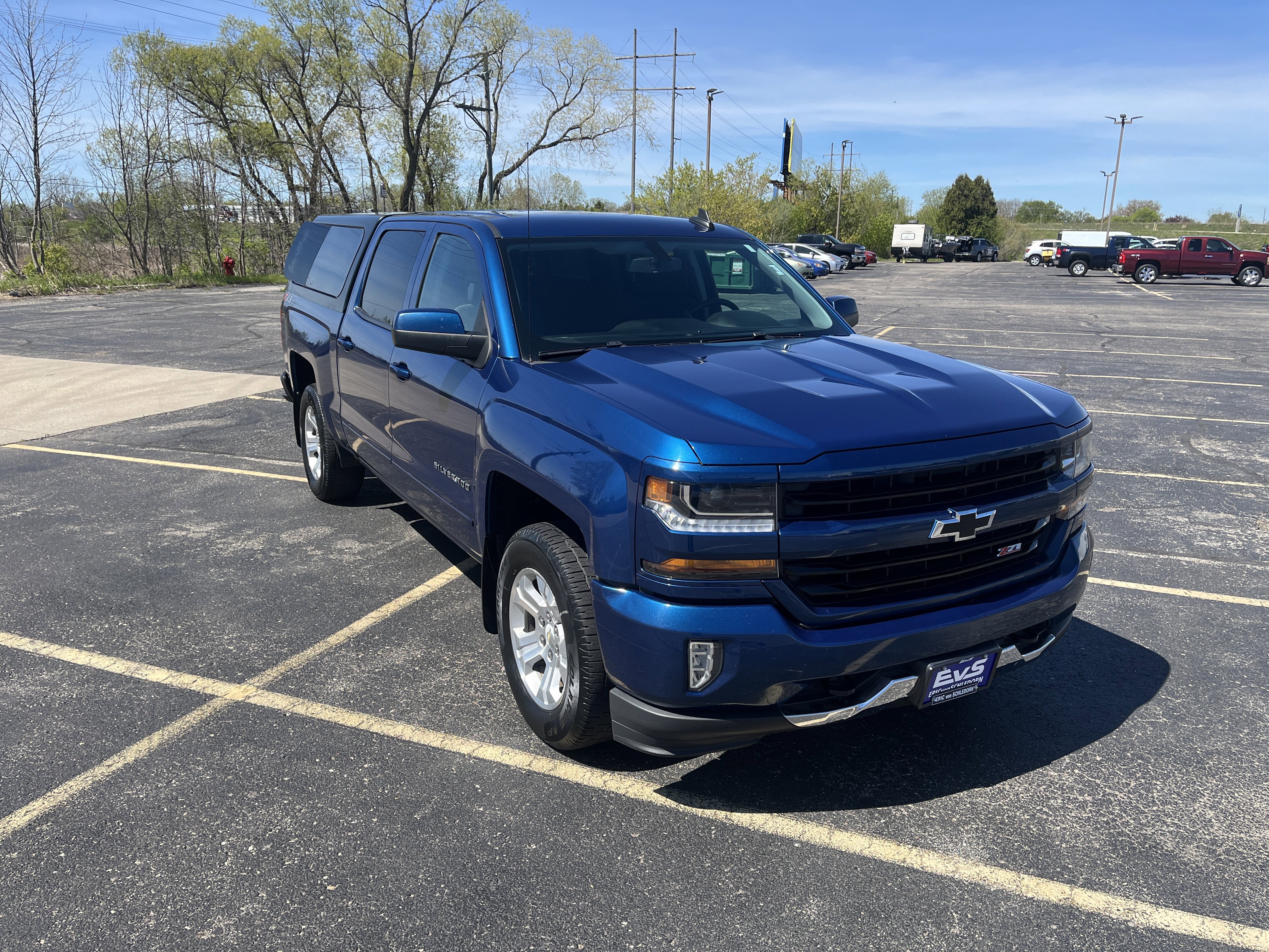 Used 2018 Chevrolet Silverado 1500 LT w/ All Star Edition AWD/4WD image 8