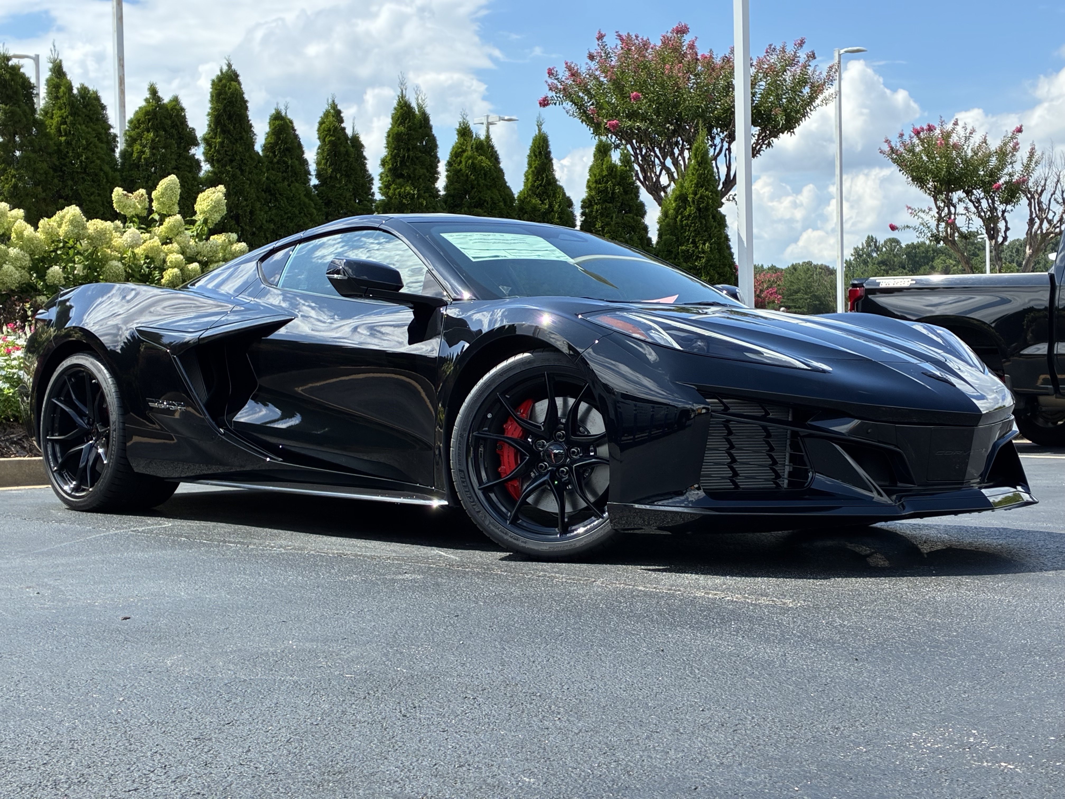 New 2027 Chevrolet Corvette Grand Sport RWD image 2